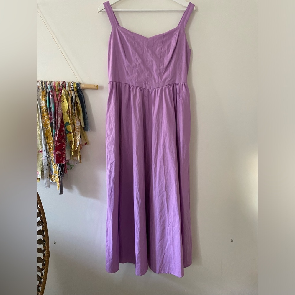 ⭐️Gala Perfection lavender maxi. Scalloped neckline - Picture 10 of 16